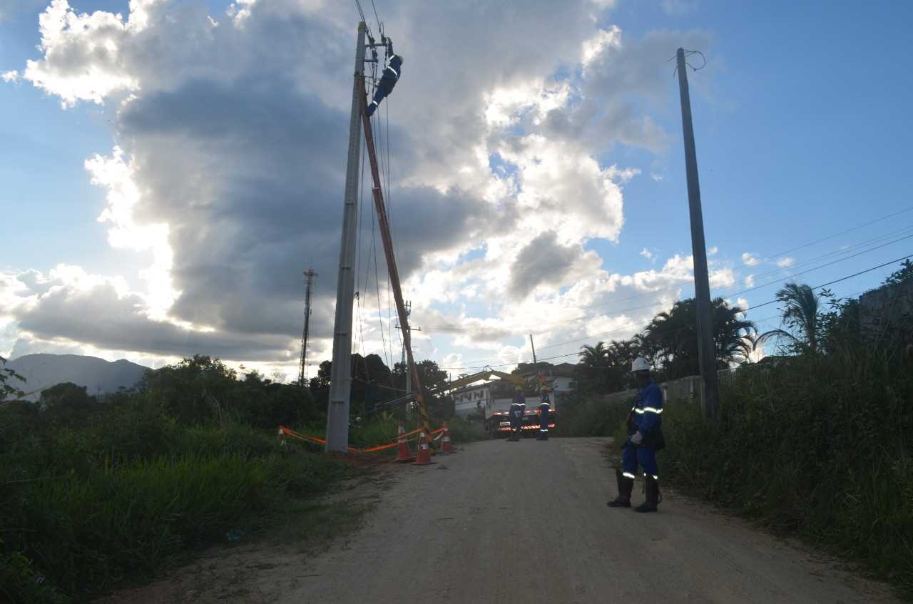 Camacã: Moradores da Rua CG felizes com a chegada da iluminação